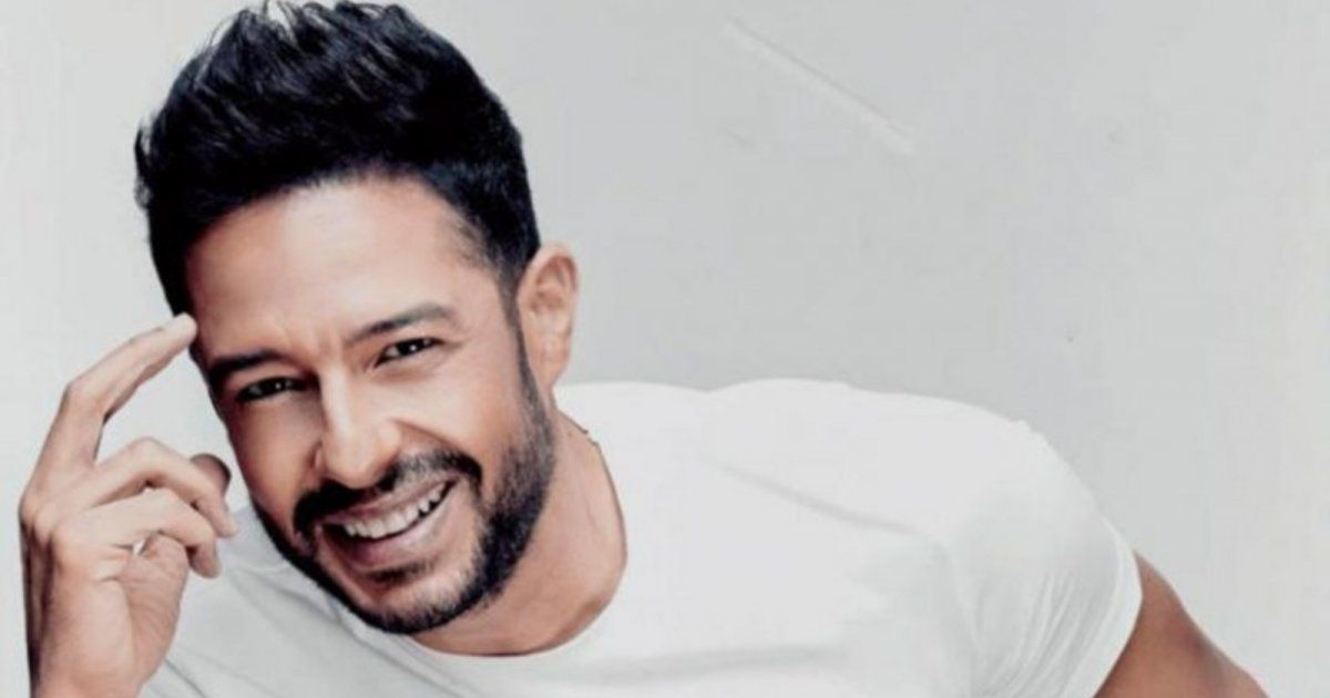 شاهد .. محمد حماقي يحقق نجاحا بحفله في موسم الرياض قبل أن يحييه!