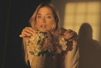 شاهد .. ستتفاجأون..إبنة أندريه سكاف وسوسن أبو عفار تنافس أجمل نساء العالم بجمالها! -بالصور