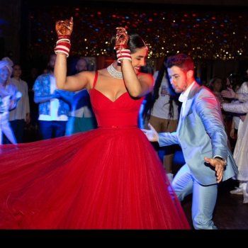 شاهد .. هكذا إحتفل نيك جوناس وبريانكا شوبرا بمرور 4 سنوات على زواجهما