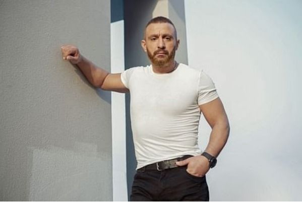 بعد غياب 19 عامًا.. “موسم الرياض” يعيد أحمد السقا للمسرح