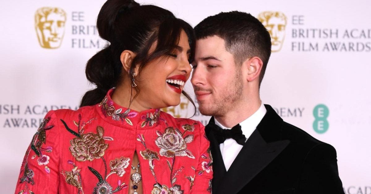 شاهد .. هكذا إحتفل نيك جوناس وبريانكا شوبرا بمرور 4 سنوات على زواجهما