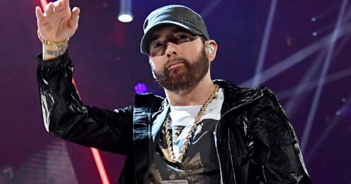 شاهد .. إمينيم قام بإختراع هذه الكلمة وهي من الأكثر إستعمالاً والقاموس تباناها