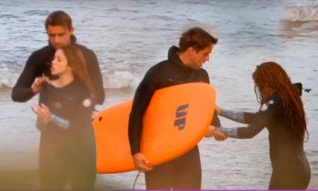 شاهد .. بالصور - شاكيرا وحبيبها الجديد بلحظات حميمة