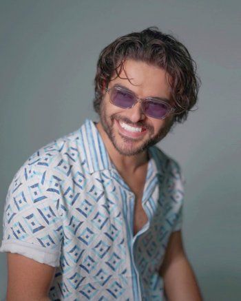 شاهد .. ناصيف زيتون يفاجئ الجمهور بإطلالة مختلفة للغاية.. هكذا بدى!