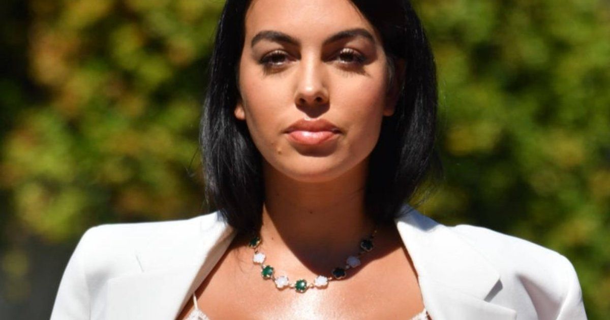 شاهد .. مجوهرات جورجينا رودريغز مميزة للغاية.. ويتخطى سعرها الـ 6.6 مليون دولار