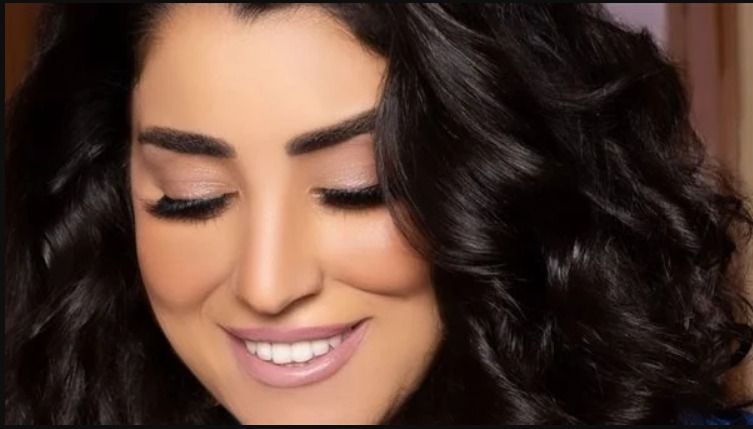 أيتن عامر أثبتت إن الطلاق بيحلي – شاهد