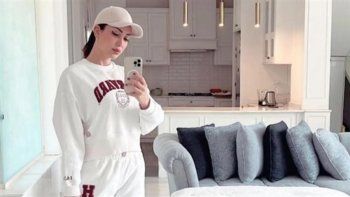 شاهد .. نسرين طافش تتغزل بنفسها:"يا أرض احفظي ما عليكي"