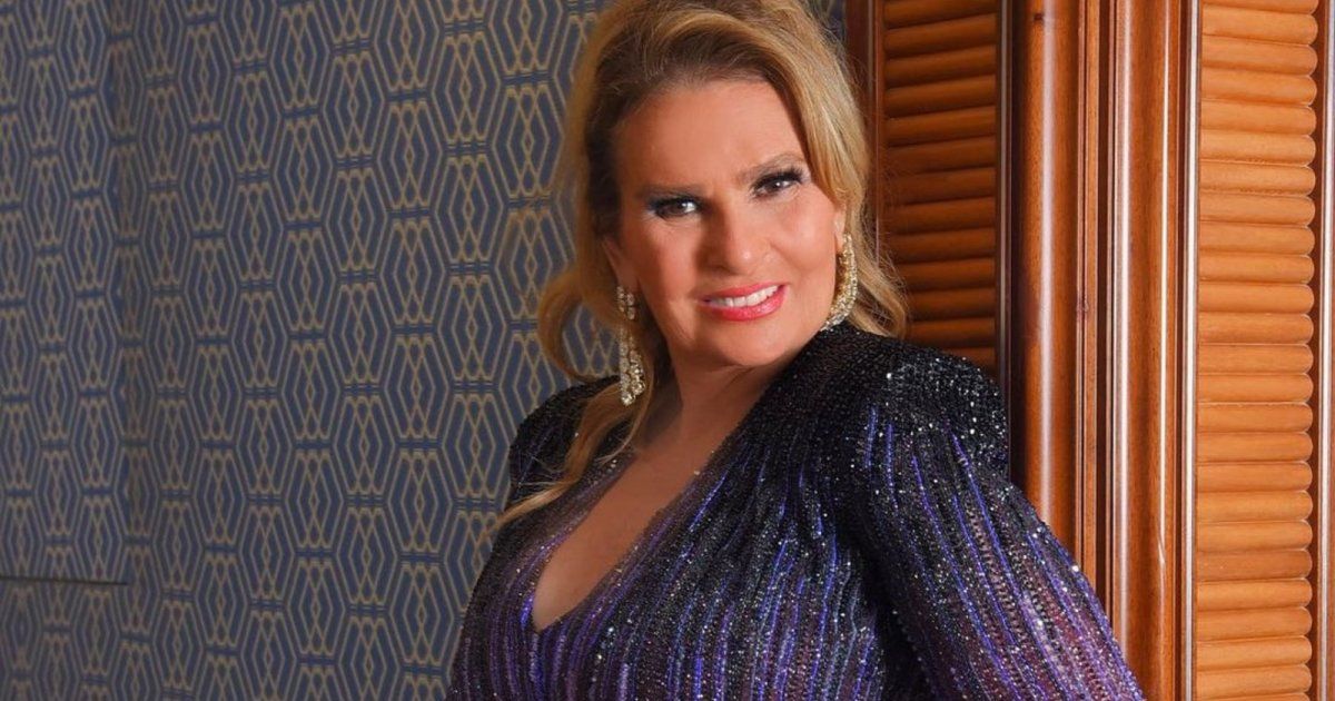 شاهد .. يسرا بإطلالة مميزة من توقيع طوني ورد .. والجمهور ينقسم بالاراء - بالصور