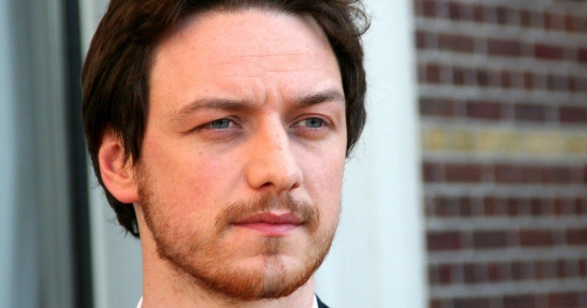 شاهد .. بعدما رزق بمولوده الجديد... جيمس مكافوي يكشف عن هذا القرار الصادم!