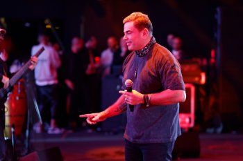 شاهد .. عمرو دياب يحيي حفل ناجح في الدوحة.. وإبنتها كنزي تشعل الأجواء