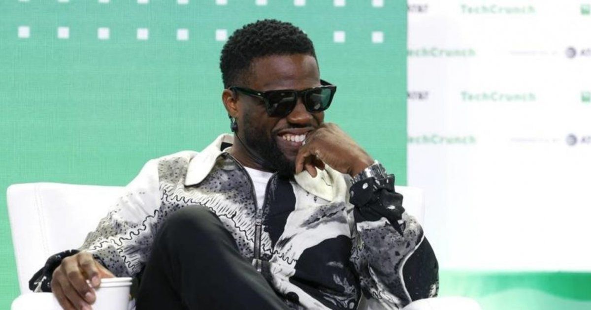 شاهد .. لأول مرة.. كيفن هارت يقدم "ستاند أب كوميدي" في مصر