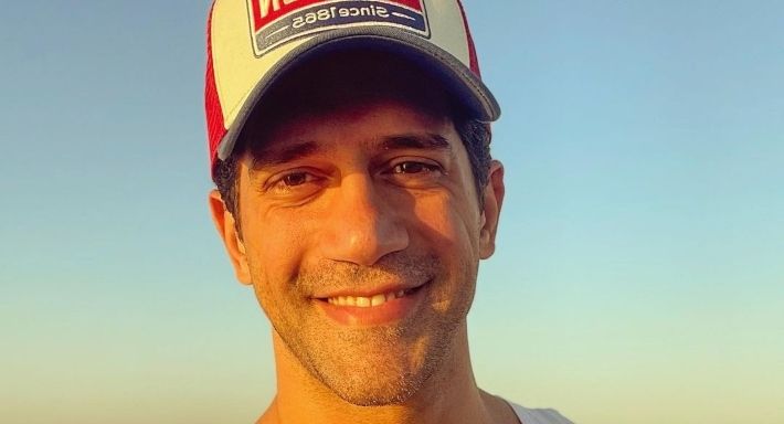 أحمد مجدي يحذر مجددا من منتحل شخصيته