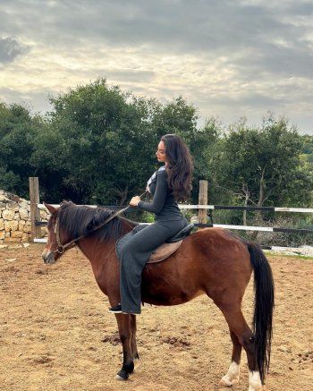 شاهد .. نور الغندور تستعرض فروسيتها بصور ملفتة