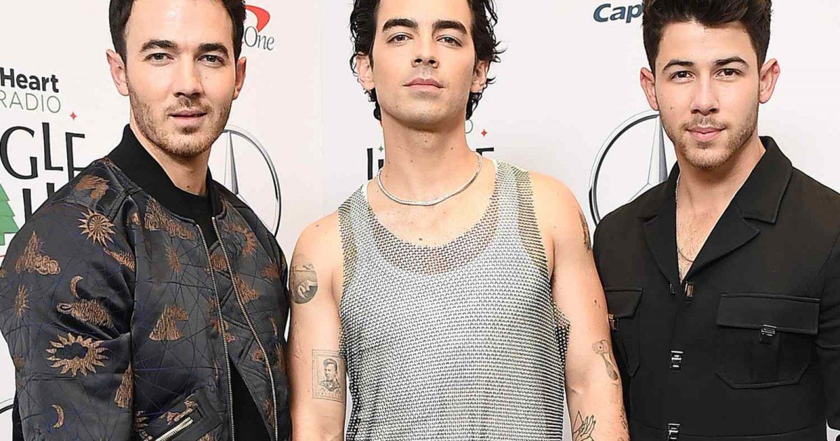 شاهد .. الإخوة جوناس بخبر مفرح لمحبينهم وعام 2023 ستكون حافلة