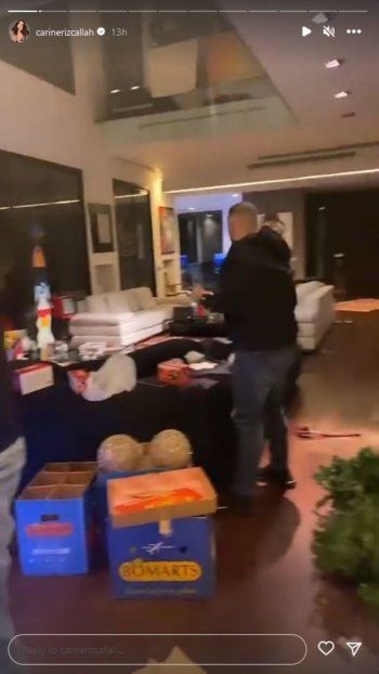 شاهد .. جولة في فيلا كارين رزق الله والديكور سيذهلكم في فترة الأعياد - بالصور