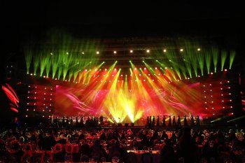 شاهد .. أحلام تتهم فرقة مياس بنسخ رقصة في حفلتها بالرياض للفوز بالباز الذهبي-بالصور والفيديو