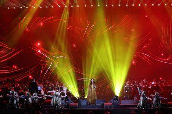 شاهد .. أحلام تتهم فرقة مياس بنسخ رقصة في حفلتها بالرياض للفوز بالباز الذهبي-بالصور والفيديو