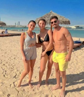 شاهد .. بالصور- أجرأ ما إرتدته زوجة ميسي في قطر .. هوت شورت ومايوه!