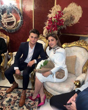 شاهد .. بالصورة - نجم مسلسل الإختيار يعلن عن خطوبته على هذه الممثلة