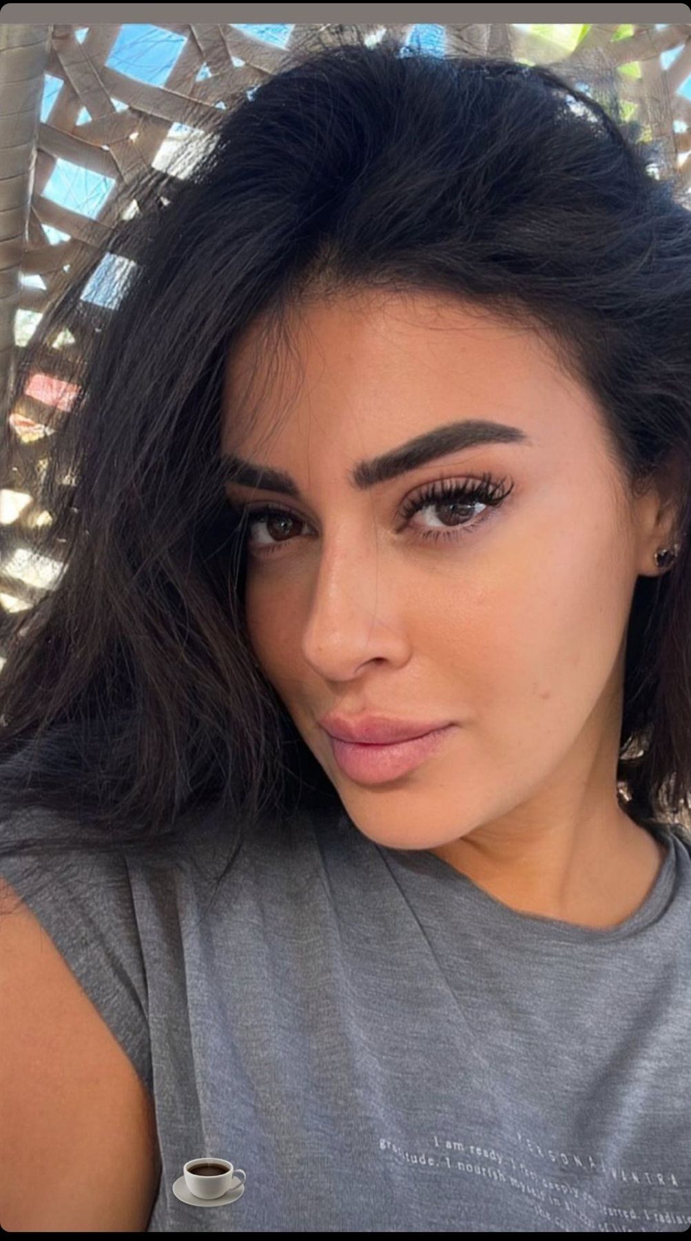 الجمهور يطالب ميرنا نور الدين : إرمي الميك أب الي عندك أنتي قمر من غيرو