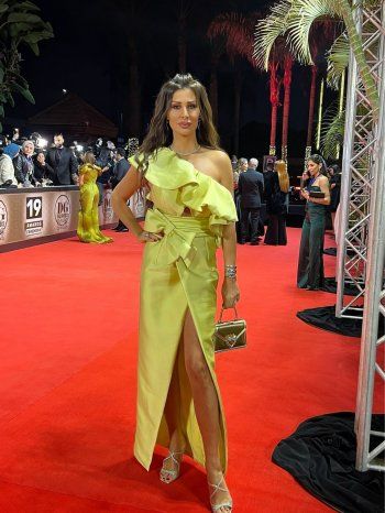 شاهد .. بالصور- كاتيا كعدي تتألق بإطلالتها من مهرجان دير غيست 2022