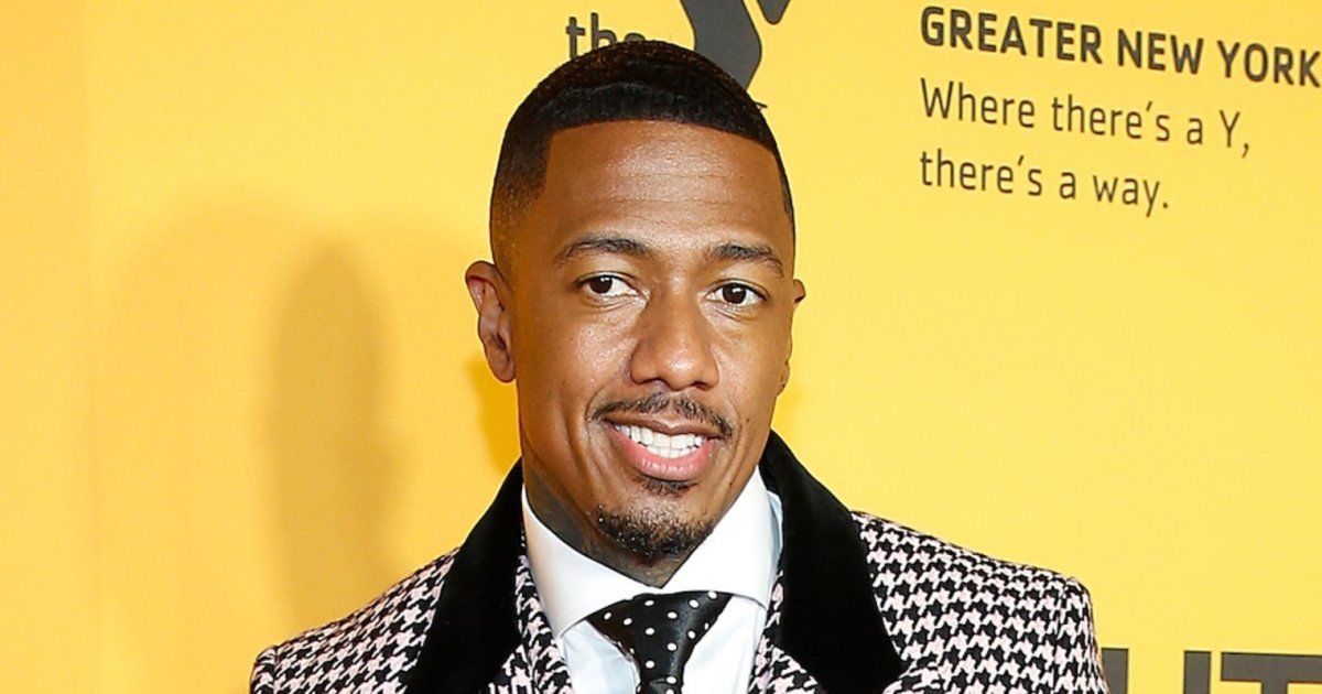 شاهد .. نيك كانون يرفض العلاج الكيميائي لإبنه ويعترف بأنه لا يقضي وقتاً مع أولاده الـ11