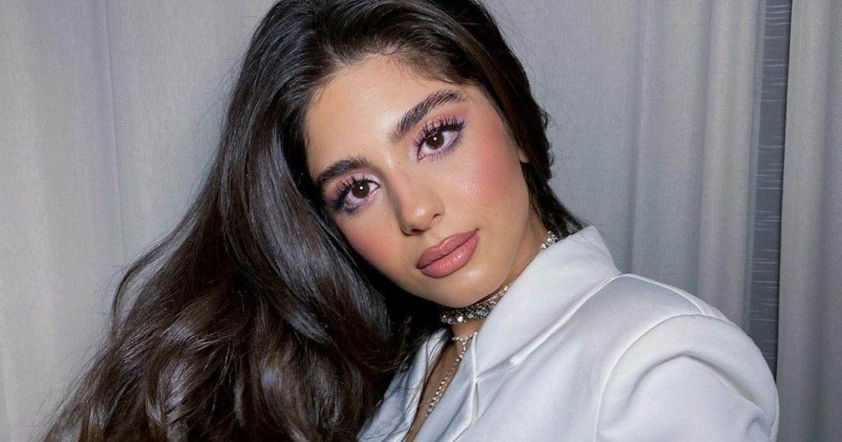 شاهد .. مايان السيد بإطلالة ذهبية مميزة.. وسعرها يفوق التوقعات