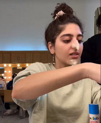 شاهد .. بالصور - مايان السيد تتخرج وتتحول إلى ساحرة