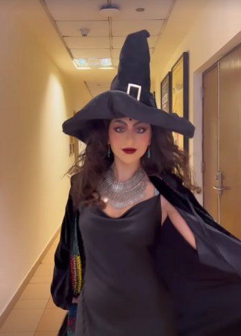 شاهد .. بالصور - مايان السيد تتخرج وتتحول إلى ساحرة