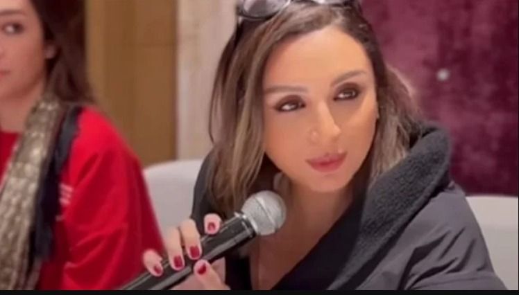 يامحبي أنغام .. بتجهز نفسها عشان حفلتها بالسعودية