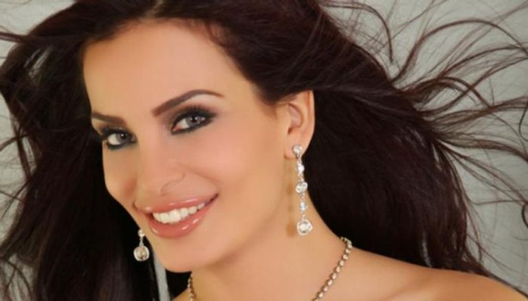 دومينيك تتغزل في الرجل المصري: عسل وبيدلّع أكتر من اللبناني