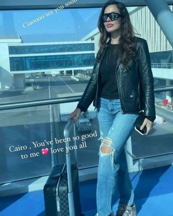 شاهد .. بالصورة - نادين نسيب نجيم تغادر مصر بعد إنتهائها من تصوير أحد الإعلانات