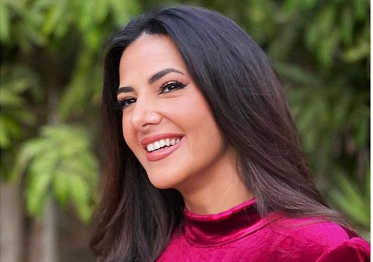 الظهور الأول لـ إبنة دنيا سمير غانم : ملكة جمال زي أمها – شاهد