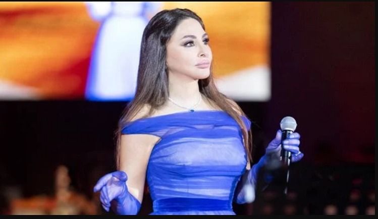 يامحبي إليسا زهقت من تويتر وقررت تقفل حسابها : عملتوا ايه زعلها؟!