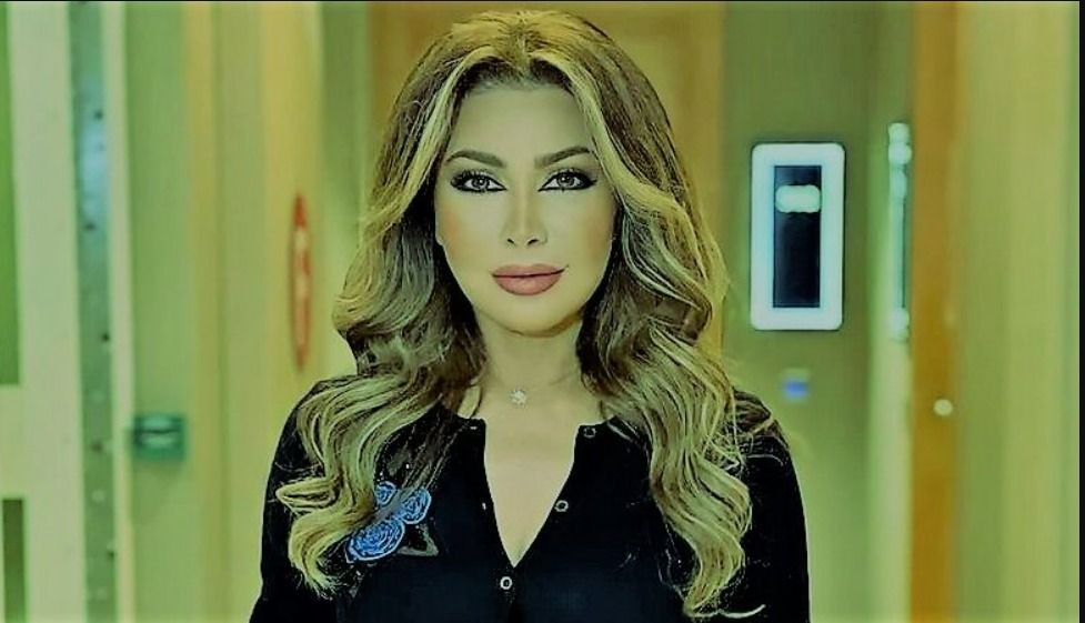 شاب مصري يعرض علي نوال الزغبي الزواج : إتجوزيني وهغسلك المواعين