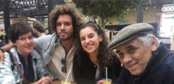 شاهد .. إليكم آخر صورة للراحل كمال سليمان مع أسرته قبل وفاته