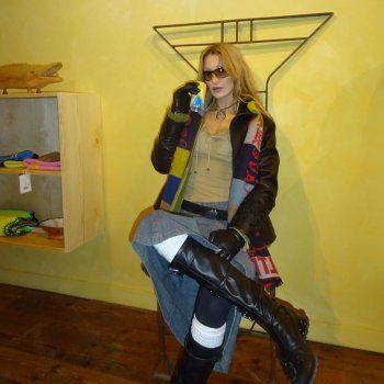 شاهد .. بيلا حديد بتغيير جذري بشكلها الخارجي.. وهل تقلد شقيقتها جيجي؟