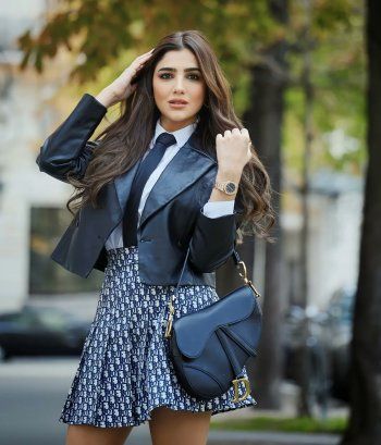 شاهد .. مي عمر تشبه طالبات المدرسة بأحدث إطلالاتها.. وسعر حقيبتها خيالي