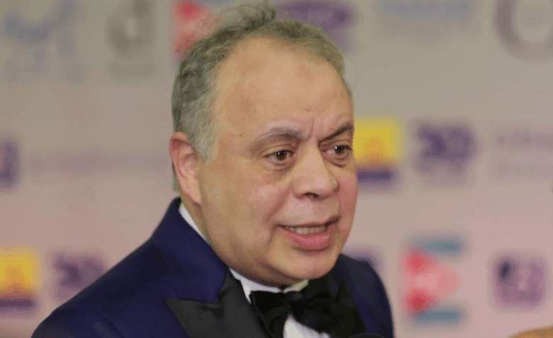 شاهد .. أشرف زكي يرد: "رزقك لا عندي ولا عندك"