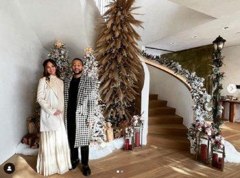 شاهد .. صور أشجار النجوم لعيد الميلاد ستذهلكم... كيم كارداشيان وضعت 8 وشجرة بريتني سبيرز الأجمل!