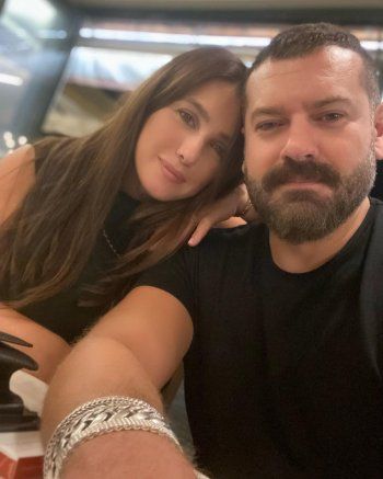 شاهد .. برمانسية بالغة.. هكذا إحتفلت كندة علوش بعيد ميلاد عمرو يوسف