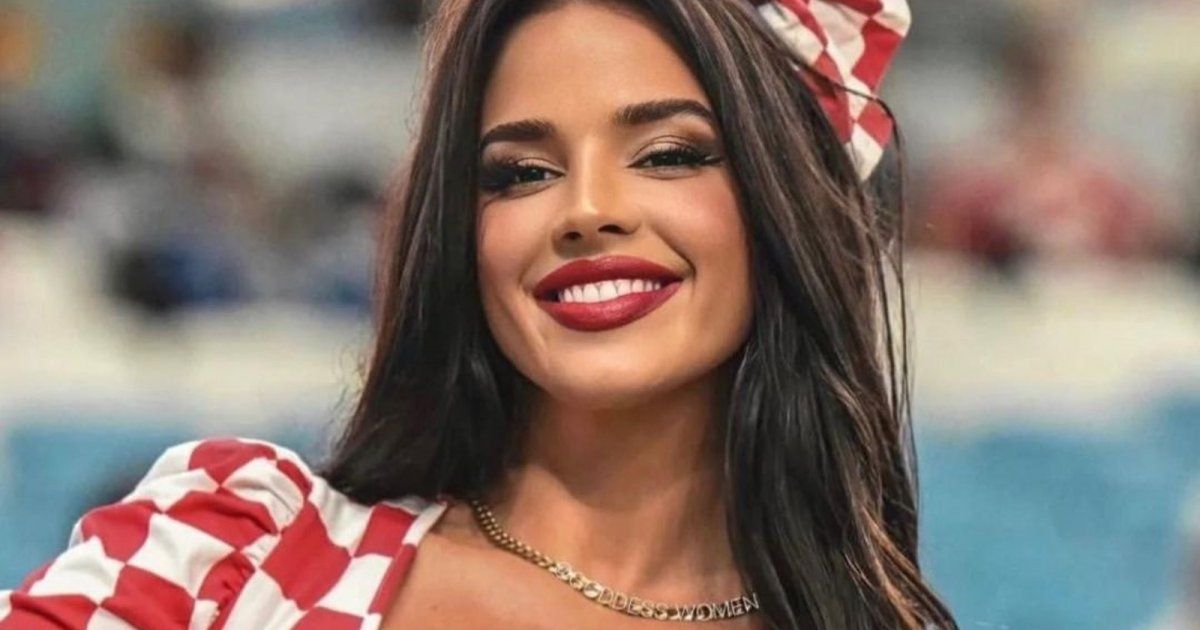 شاهد .. بإطلالة صادمة وجريئة للغاية.. هكذا إحتفلت ملكة جمال كرواتيا بالعيد