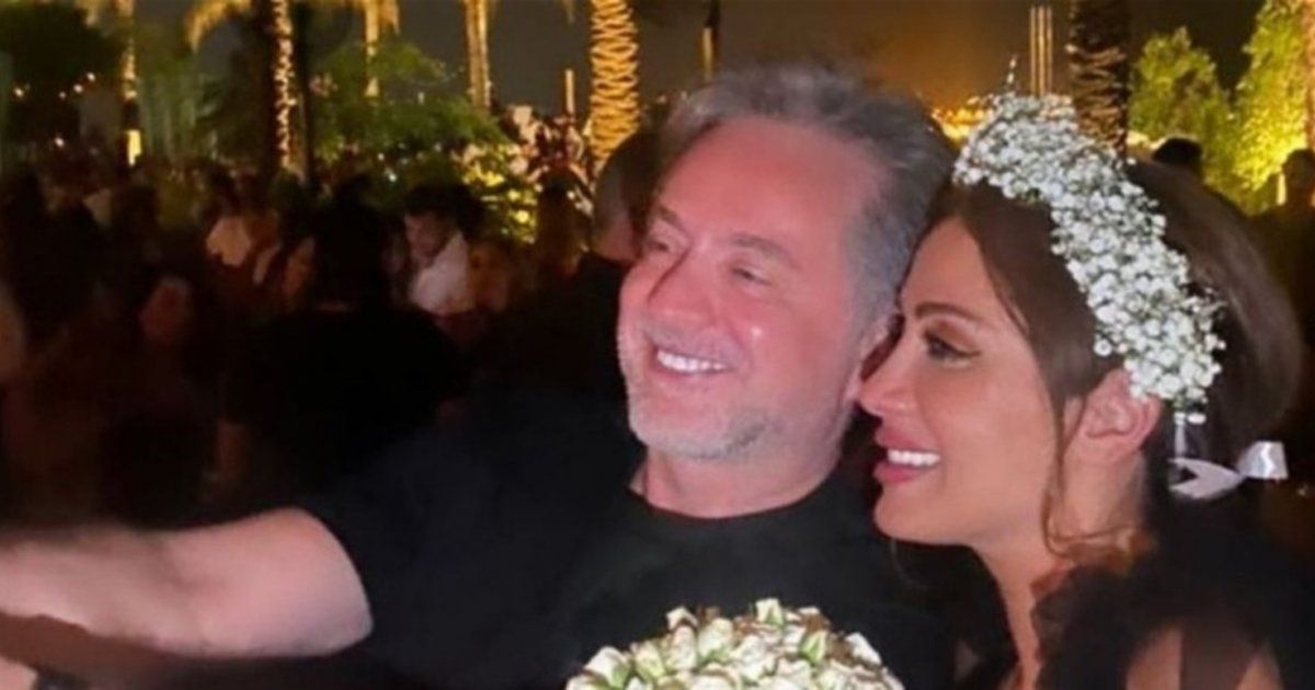 شاهد .. مروان خوري برفقة زوجته ندى رمال والعائلة خلال الاحتفال بعيد الميلاد-بالصور