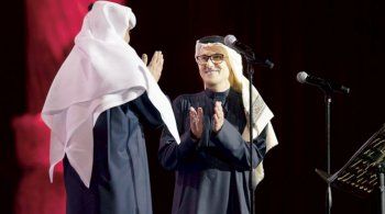 شاهد .. عبد الله الرويشد مكرماً في الرياض على مسيرته الفنية وعطائه