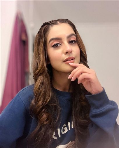 بسبب الحب – انتحار نجمة جديدة من عالم بوليوود