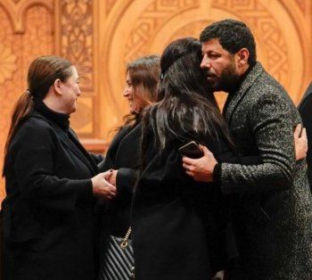 شاهد .. مصطفى شعبان وعمرو يوسف ودرة وغيرهم يعزون جومانا مراد بوفاة والدها