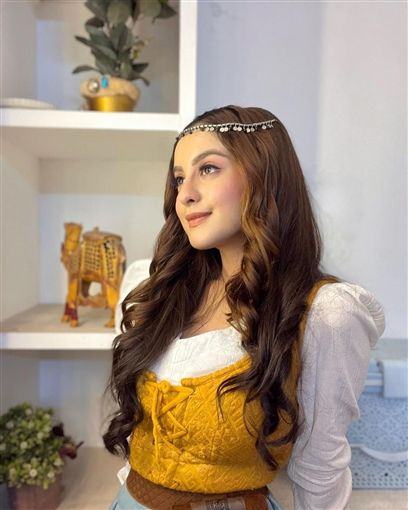 بسبب الحب – انتحار نجمة جديدة من عالم بوليوود