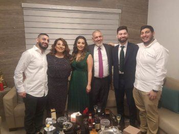 شاهد .. بسام أبو زيد يحتفل بخطوبة إبنه في عيد الميلاد بأجواء عائلية-بالصور