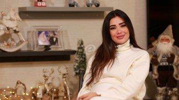 شاهد .. خاص وبالفيديو - جيسيكا عازار: " هكذا أتصرف وزوجي بالاعياد الدينية .. لا أشك بـإليسا " وهل تقاضت أصالة المال لحضور زفافها ؟