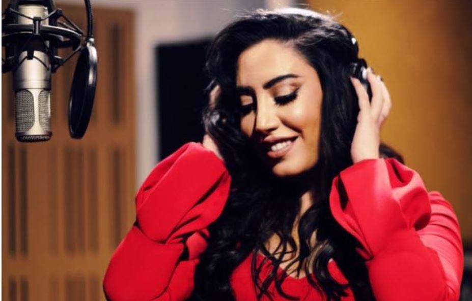 شاهد .. غراسيا ماريا تطلق "هللويا" بإحساس رائع والجمهور يشيد بصوتها